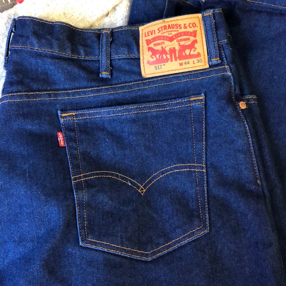Men’s Levi’s 517 Jeans Size 44x30 NWOT